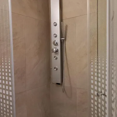 Laura Apartman 3 Személyes Infraszaunával Apartamento *